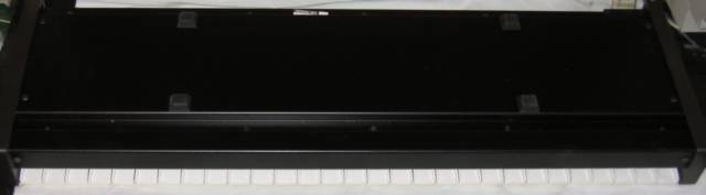 Hybrid Music 4000 Keyboard bottom